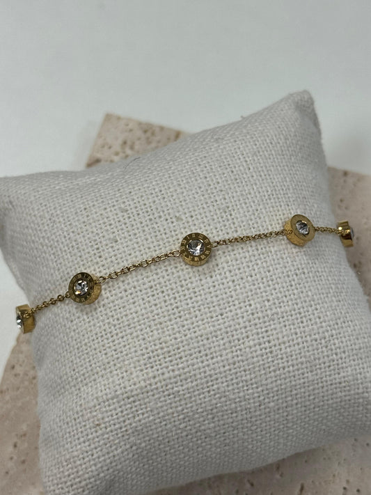 Feines Armband mit funkelnden Zirkonia-Steinen – Goldfarben
