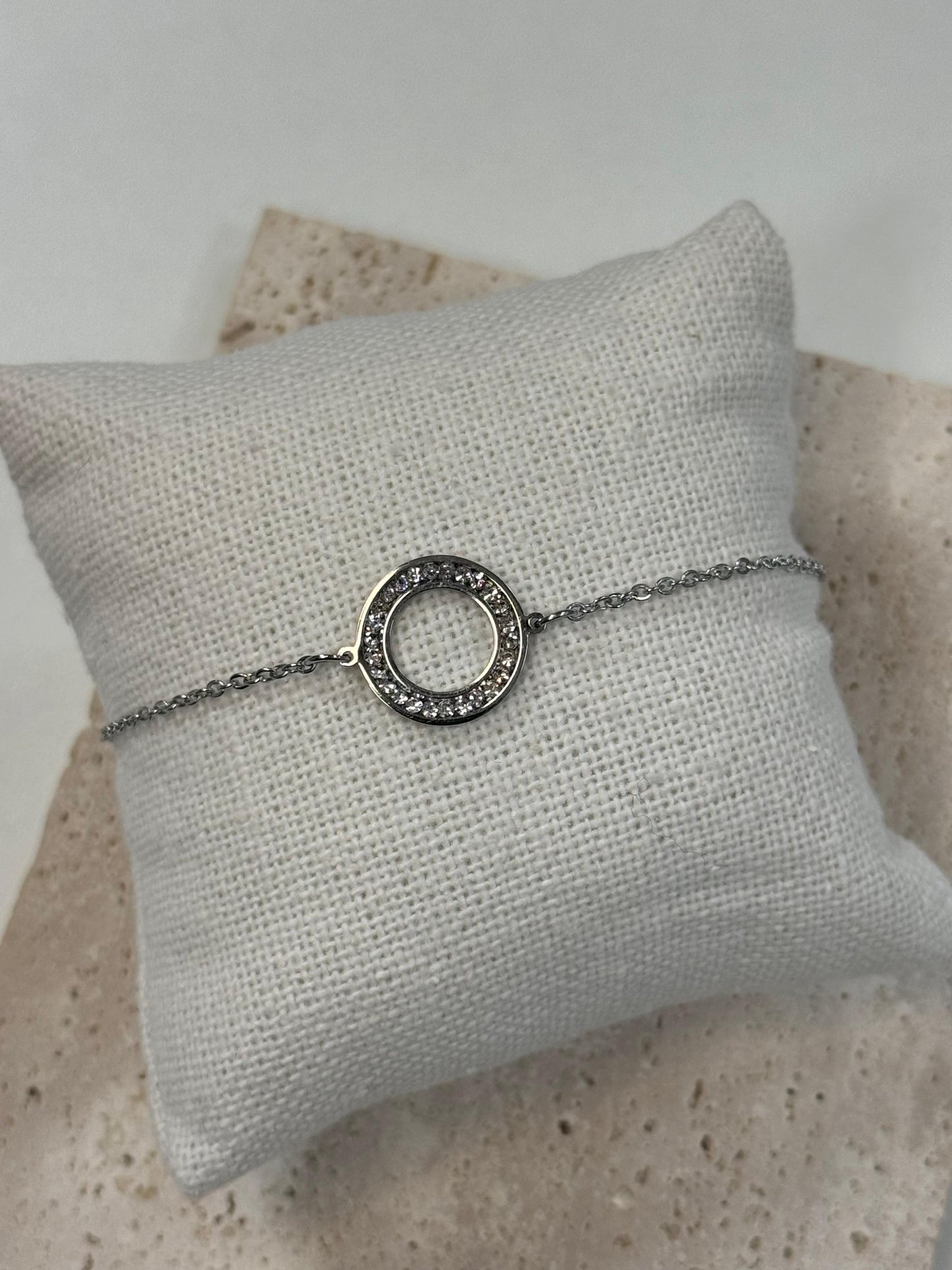 Gold Circle Armband